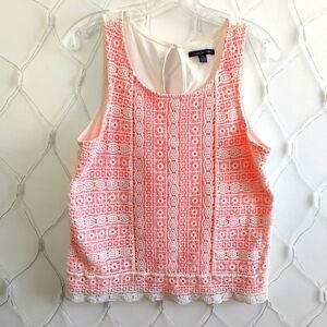 American Eagle Outfitters Tank • Peach & Cream • Tagged Medium
